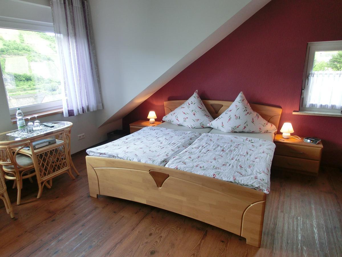 Bed and Breakfast Ferienweingut Hirschen Schulstrasse Burg  Exteriér fotografie