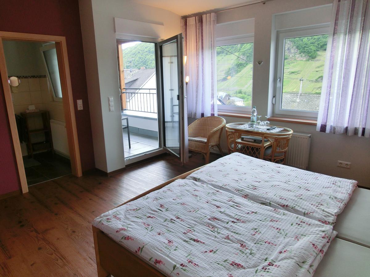 Bed and Breakfast Ferienweingut Hirschen Schulstrasse Burg  Exteriér fotografie